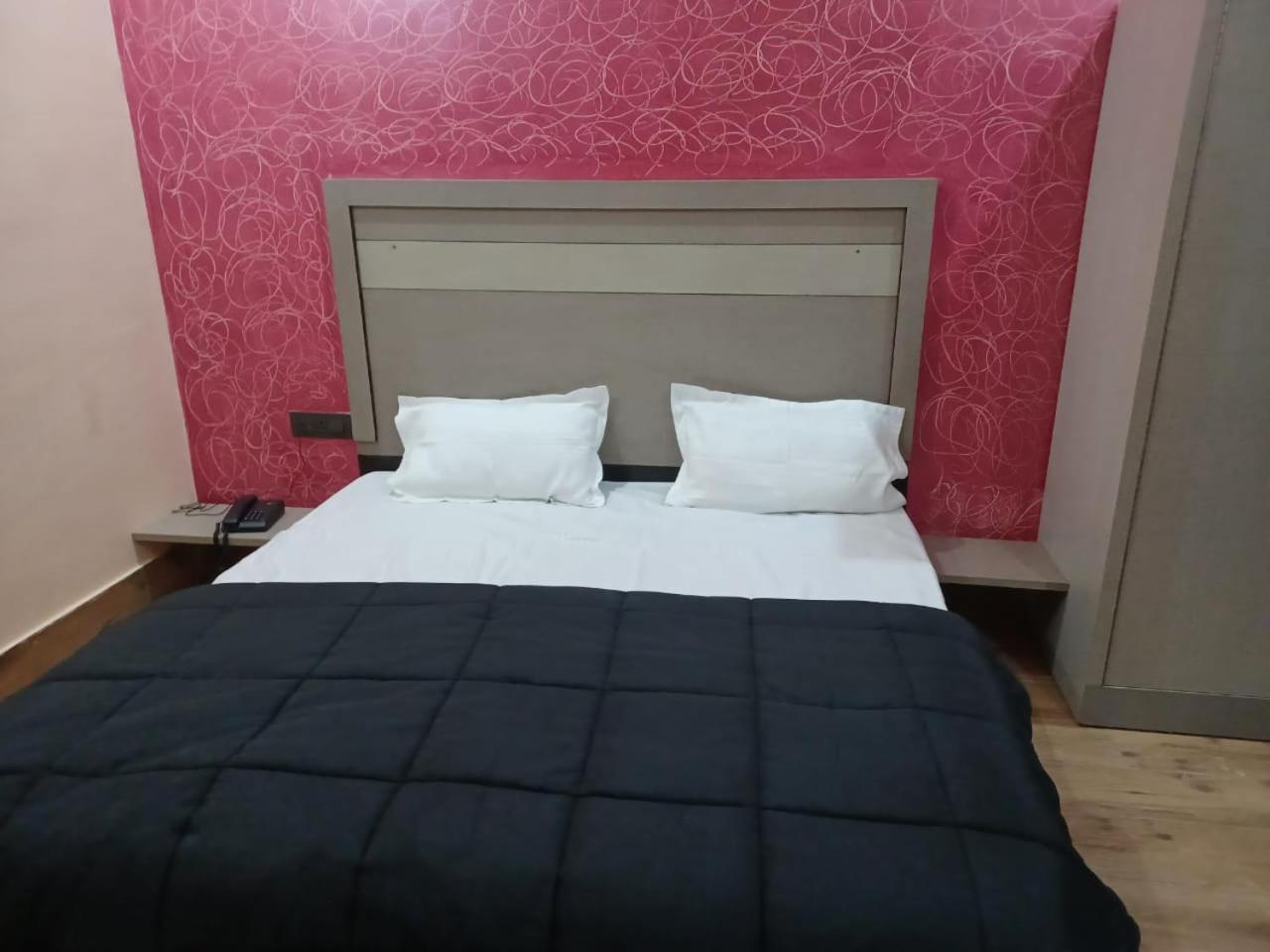 Paradise Home Stay Rani Pokhri Экстерьер фото