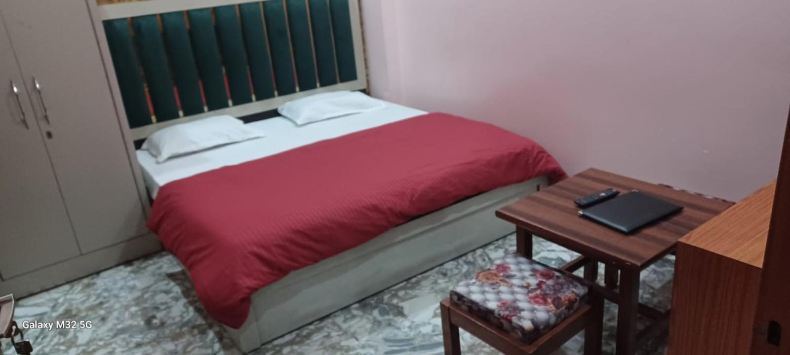 Paradise Home Stay Rani Pokhri Экстерьер фото